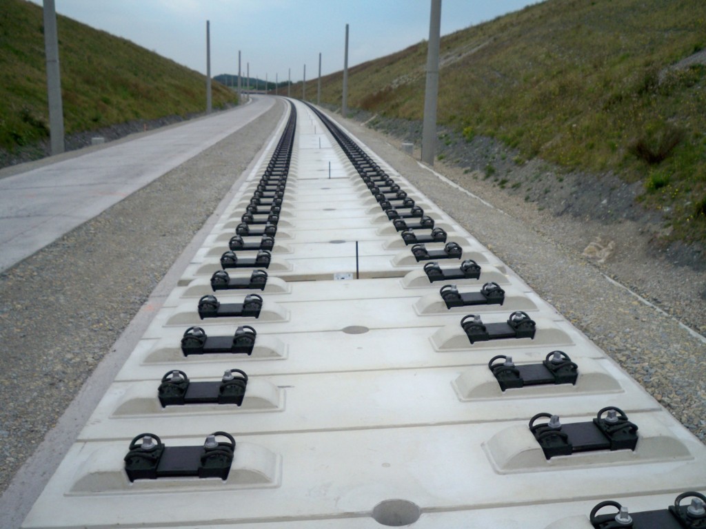 %7B!MEDIA:%7B%7Bid%7D%7D%7Cmore.title_de!%7D